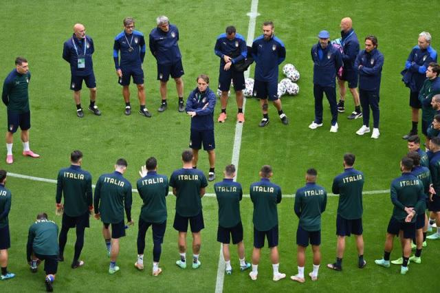 kaiyun-开云（中国）官方网站_KAIYUN SPORTS-【前瞻】曼奇尼只有幸福烦恼 丁丁出战利好意大利？